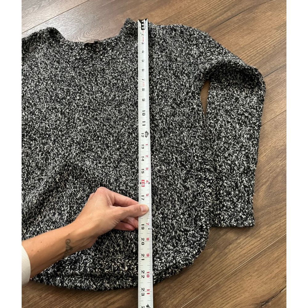 Lilla P Pullover V-Neck Sweater M View 3